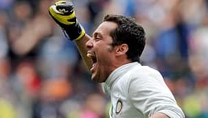 Júlio César fica entre os 10 maiores goleiros do século 21; Veja a lista