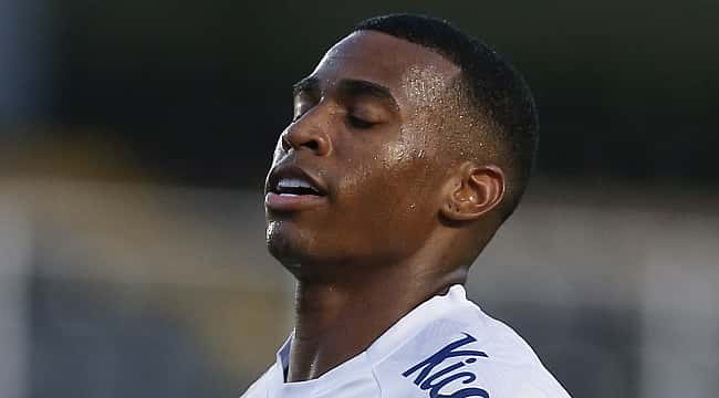 Jean Lucas faz promessa: "O Santos não vai cair. Time grande não cai"