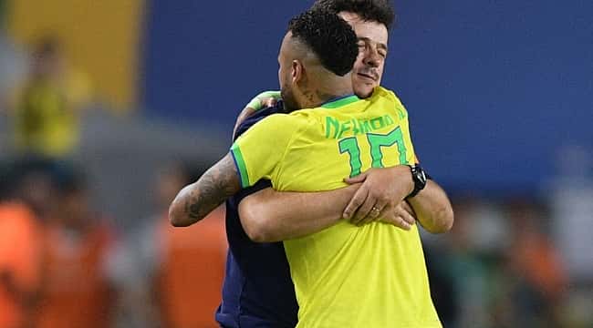 Jogadores da Seleção Brasileira já se rendem ao Dinizismo: "Algo diferente, muito motivador"