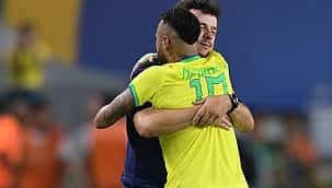 Jogadores da Seleção Brasileira já se rendem ao Dinizismo: "Algo diferente, muito motivador"