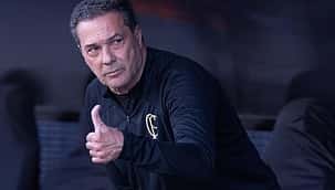 Luxemburgo nega crise no Corinthians após o Dérbi