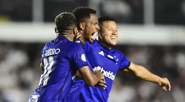 Na estreia de Zé Ricardo, Cruzeiro bate o Santos na Vila Belmiro