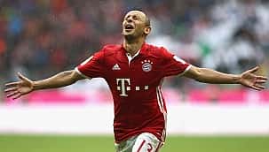 Os 10 maiores brasileiros da história do Bayern de Munique