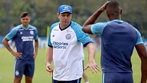 Rogério Ceni é apresentado e avisa que vai 'tratar o Bahia como se fosse o São Paulo'