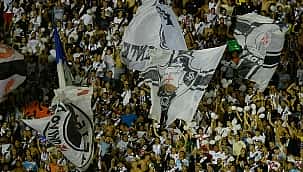 Torcida do Vasco esgota ingressos para volta de São Januário em apenas quatro horas de venda 