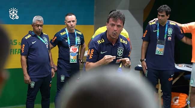 VÍDEO: O 1º discurso de Diniz no vestiário da Seleção: "Vocês são os heróis de muita gente"