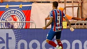 Bahia vence Flu reserva e respira no Brasileirão