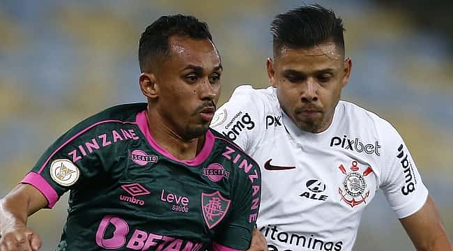 Corinthians larga na frente, mas Fluminense busca empate num jogaço no Maracanã