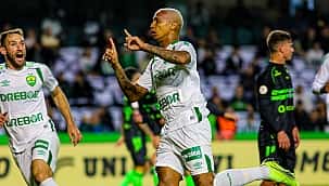 Cuiabá bate o Coritiba fora de casa