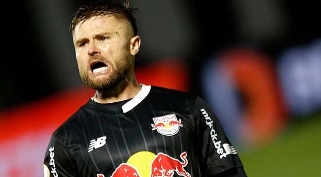 Em casa, RB Bragantino vira sobre o Palmeiras no fim e assume a vice-liderança do Brasileirão 