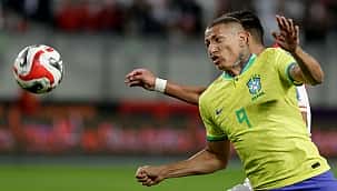 No Dia Mundial da Saúde Mental, Richarlison diz que agora entende o 'peso que Ronaldo carregava'