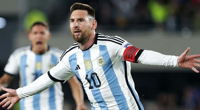 Os 15 melhores jogadores argentinos no FIFA 24, o EA FC 24