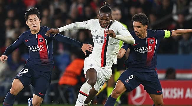 PSG já definiu alvo, caso Mbappé deixe o clube na próxima janela de transferências