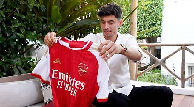 Relembre 10 jogadores que atuaram por Arsenal e Chelsea