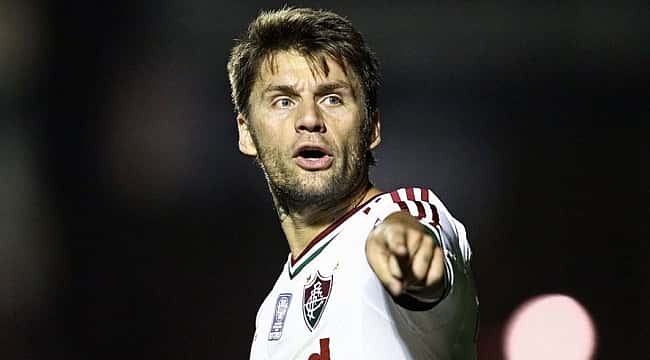 Relembre 10 jogadores que atuaram por Fluminense e Internacional