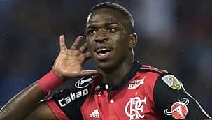 10 dos principais jogadores revelados pelo Flamengo