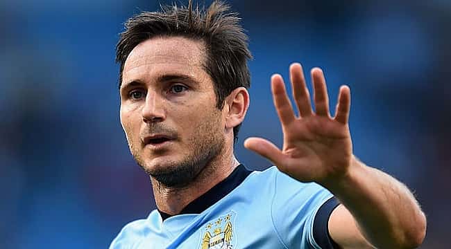 10 jogadores que atuaram pelo Manchester City e você não sabia