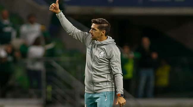 Abel desabafa após Palmeiras seguir na liderança: "Há dois meses, o treinador era fraco"