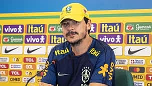 Diniz: "Endrick pode se tornar um daqueles jogadores lendários do futebol brasileiro"