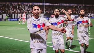 Fortaleza vence Red Bull Bragantino e se garante na Série A do Brasileirão em 2024