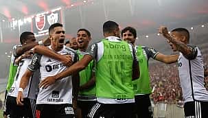 Atlético bate o Flamengo no Maracanã, ultrapassa o Rubro-Negro e assume a vice-liderança
