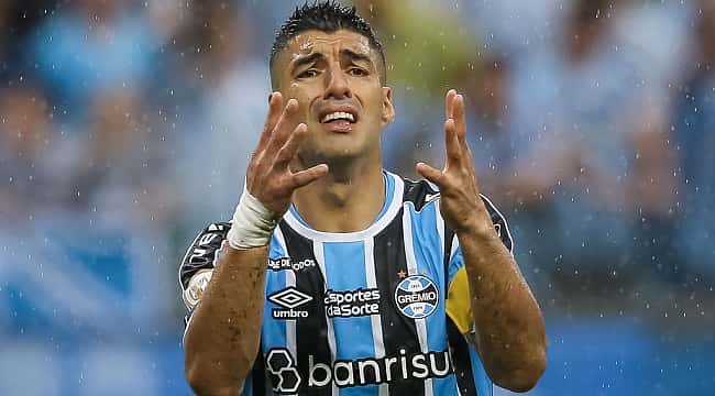 Luis Suárez fala em tom de despedida e confirma saída do Grêmio ao fim de 2023