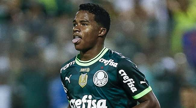 Palmeiras bate o Inter e dorme líder