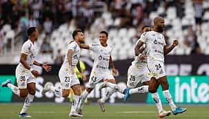 Santos busca empate no fim, respira e complica a vida do Botafogo na briga pelo título