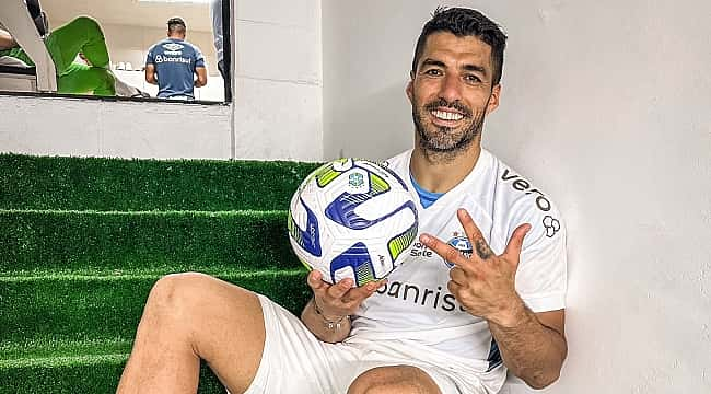 Suárez marca Hat-trick, Botafogo cede mais uma virada e Grêmio vence fora de casa