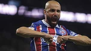 Um dia antes de eleição, Corinthians é goleado pelo Bahia dentro de casa