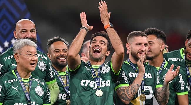 Abel Ferreira terá aumento salarial se permanecer no Palmeiras
