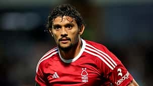 Atlético-MG desbanca Flamengo e fecha com Scarpa 