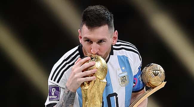 Há um ano, Messi conquistava a Copa do Mundo; Veja as imagens de Argentina x França