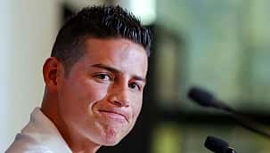 James é eleito o jogador mais sexy do Brasileirão; veja a lista completa