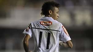 Neymar pede que Santos guarde a 11 até seu retorno 