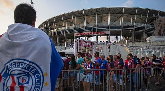 Polícia Militar instala lonas para prevenir invasão na Arena Fonte Nova