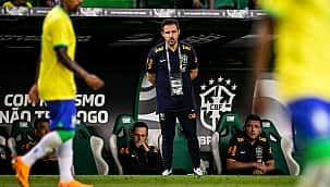 Endrick e John Kennedy formam ataque da Seleção Brasileira Pré-Olímpica