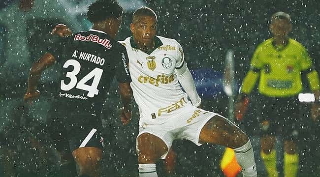 Com reservas, Palmeiras marca no fim e bate o RB Bragantino no Nabizão 