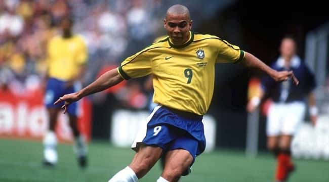 Os maiores ídolos do futebol nascidos no Rio de Janeiro