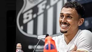 Santos apresenta Pituca com a camisa 10 de Pelé: "Não importa Série A ou B"