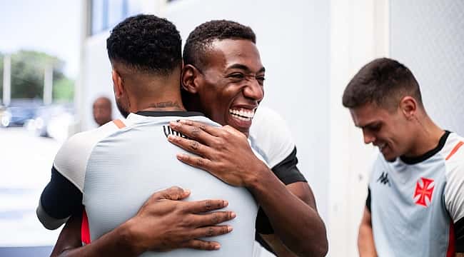 Vasco da Gama se reapresenta para a temporada 2024; Veja as fotos