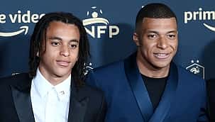 A pedido de Mbappé, Real Madrid vai contratar irmão mais novo, diz site