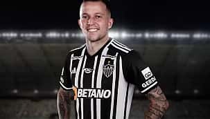 Atlético-MG anuncia a volta do atacante Bernard