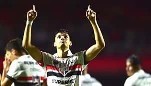 Com estreia artilheira de Bobadilla, São Paulo derrota o Água Santa e mantém invencibilidade 