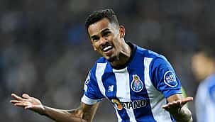 Com gol brasileiro, Porto vence Arsenal pelas oitavas da Liga dos Campeões