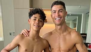 CR7 posta foto pós-treino com filho e físico impressiona