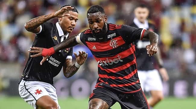 Gabigol perde pênalti e Flamengo fica no empate sem gols com o Vasco
