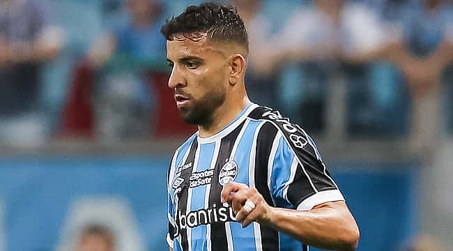 Grêmio vence Novo Hamburgo e segue na liderança do Gauchão 2024