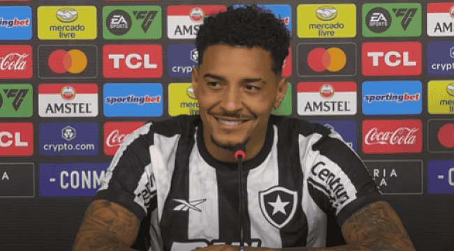 Gregore é apresentado pelo Botafogo