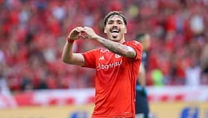 Inter vira sobre Grêmio e garante vitória no GreNal